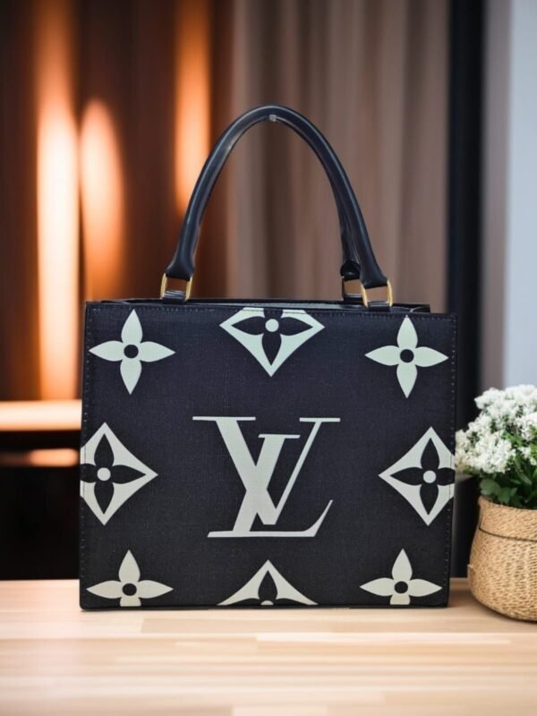 Women’s Handbag – Stylish Single Piece Shoulder Bag for Daily Use