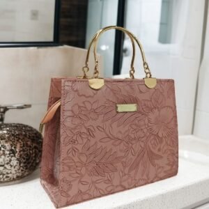 decent-womens-purse-elegant-single-piece-hand-purse-for-everyday-use